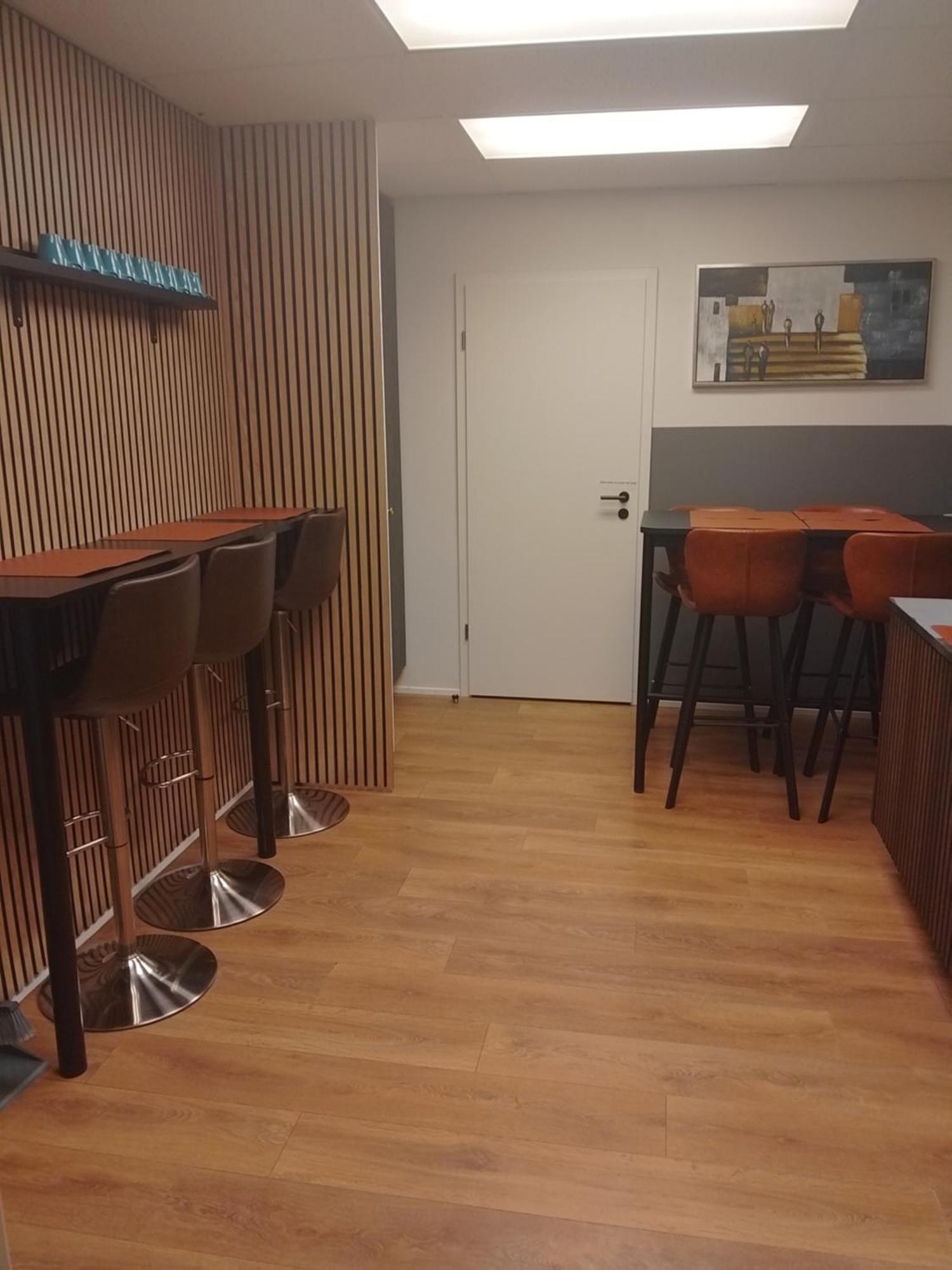 Bank Guesthouse By Kef Airport ケプラヴィーク エクステリア 写真